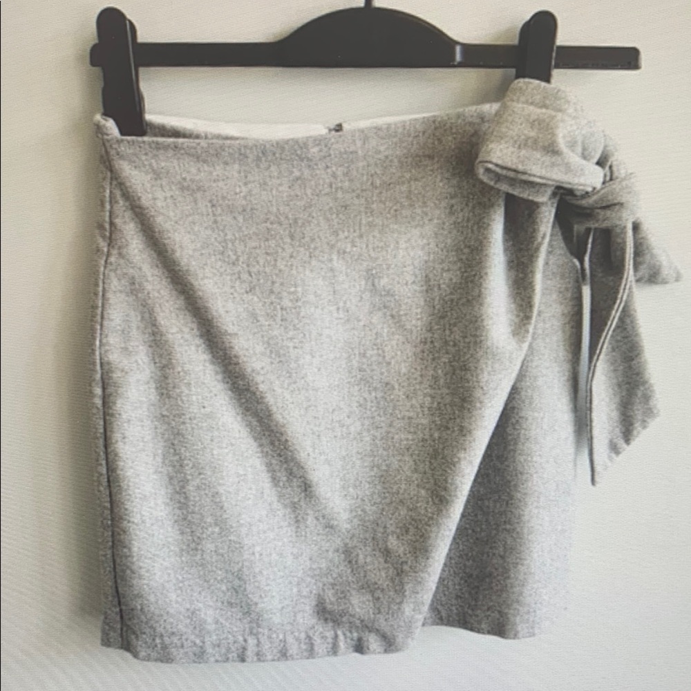 Elegant Gray Women's Skirt